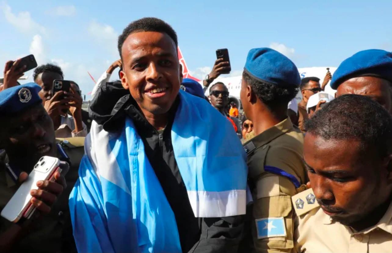 Somali Referee Omar Artan returns home